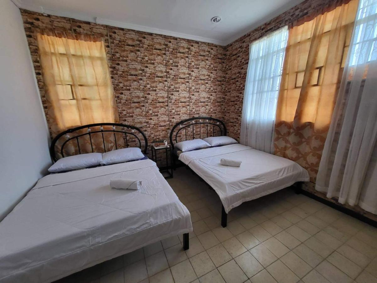 Hiraya Bed And Breakfast Roxas City Kültér fotó